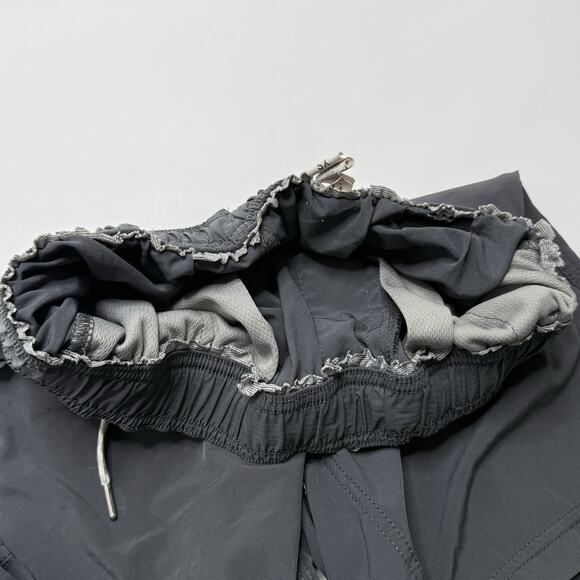 Vuori Kore Shorts Lined 7” Color Charcoal Gray V302 Size XS Men’s Athletic FLAWS - Picture 8 of 11